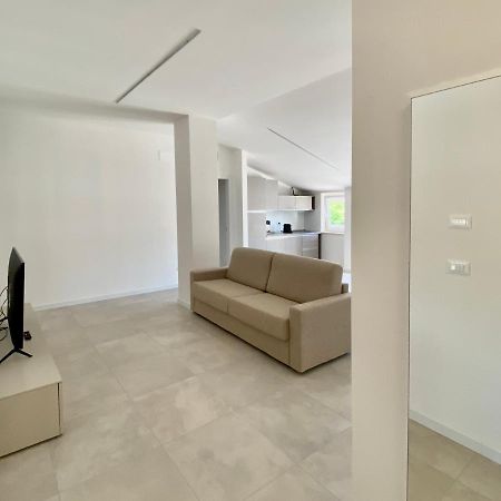 Em Apartments リニャーノ・サッビアドーロ エクステリア 写真