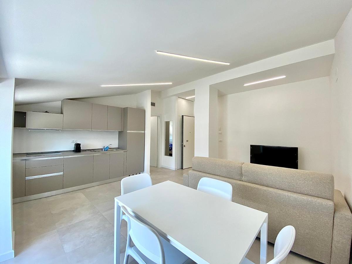 Em Apartments リニャーノ・サッビアドーロ エクステリア 写真